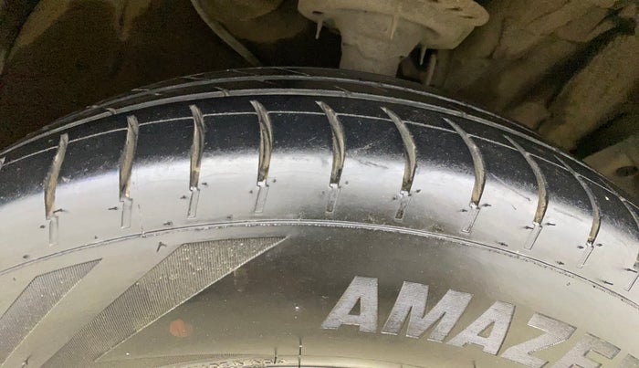 2016 Hyundai Creta SX PLUS 1.6 PETROL, Petrol, Manual, 73,582 km, Right Front Tyre Tread