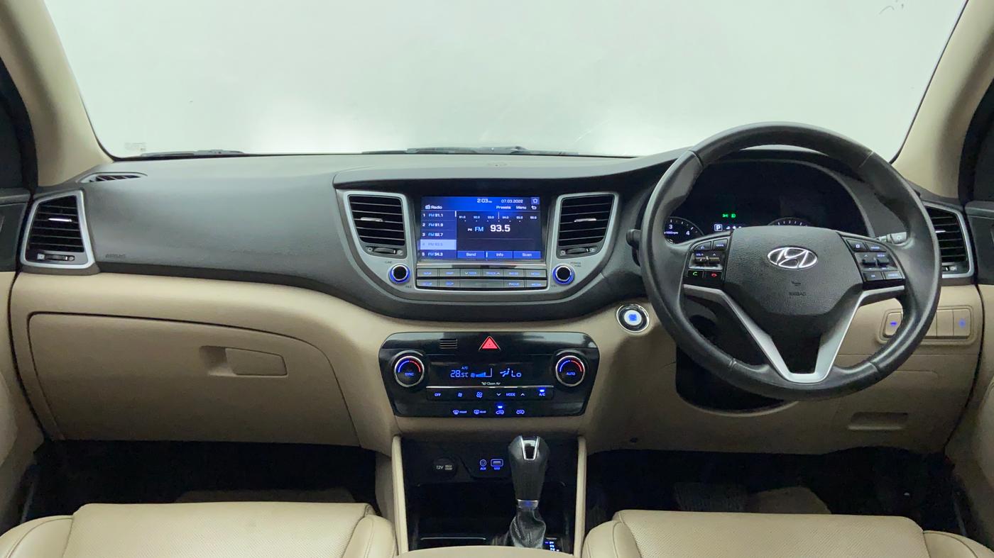 2017 Hyundai Tucson 2WD AT GLS DIESEL, Diesel, Automatic, 64,801 km, Dashboard