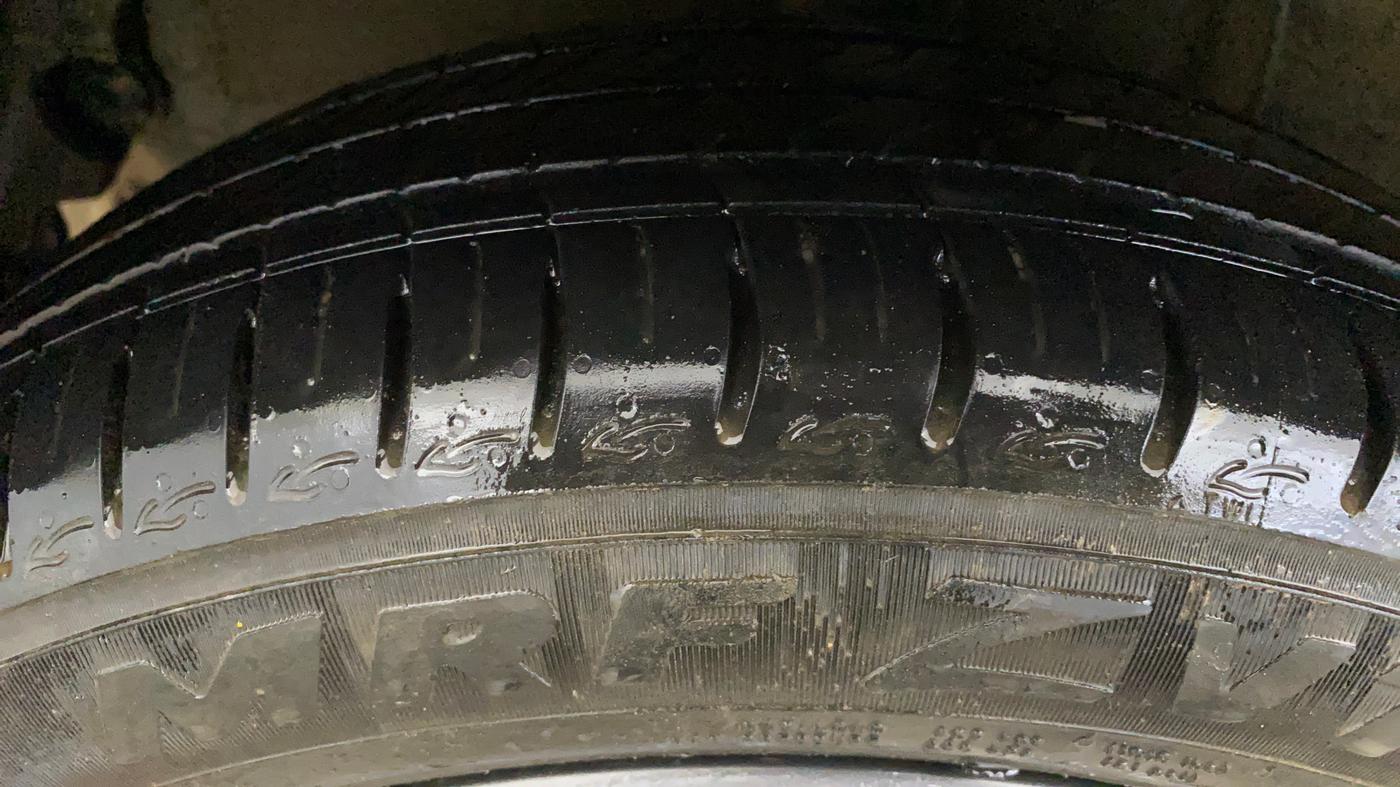 2024 Hyundai AURA SX 1.2 CNG, CNG, Manual, 7,796 km, Right Rear Tyre Tread