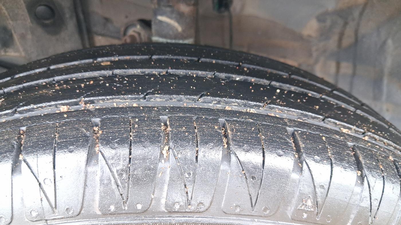 2021 Honda Amaze 1.2L I-VTEC VX, Petrol, Manual, 63,102 km, Left Front Tyre Tread
