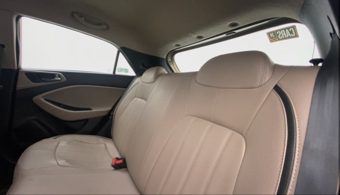 2014 Hyundai Elite i20 MAGNA 1.4 CRDI, Diesel, Manual, 73,394 km, Right Side Rear Door Cabin