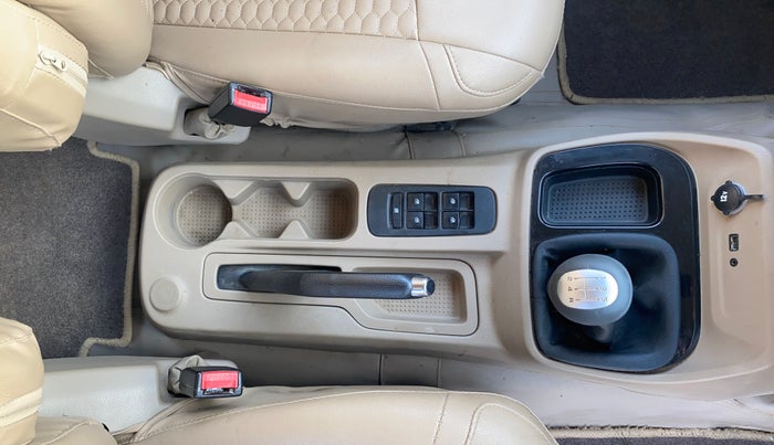 2022 Mahindra BOLERO NEO N 10 (O), Diesel, Manual, 42,523 km, Gear Lever