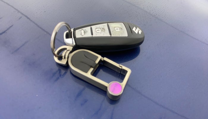 2019 Maruti Ciaz ALPHA  AT 1.5 SHVS PETROL, Petrol, Automatic, 69,792 km, Key Close Up