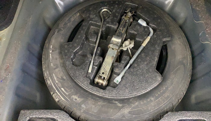 2019 Maruti Ciaz ALPHA  AT 1.5 SHVS PETROL, Petrol, Automatic, 69,792 km, Spare Tyre