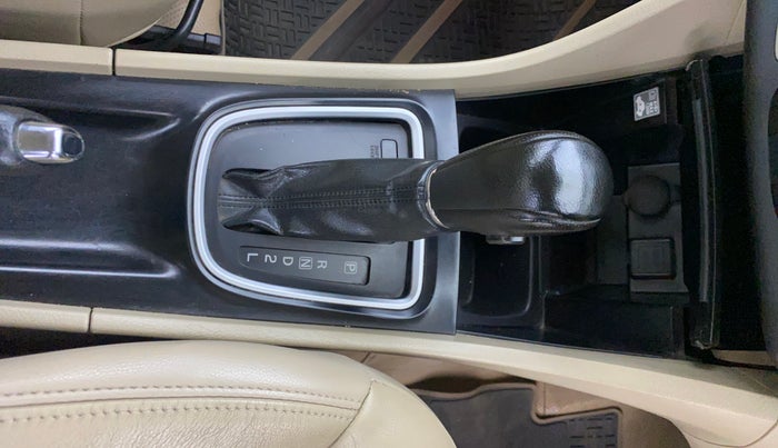 2019 Maruti Ciaz ALPHA  AT 1.5 SHVS PETROL, Petrol, Automatic, 69,792 km, Gear Lever