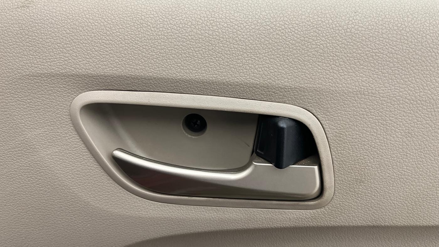 2021 Hyundai NEW SANTRO SPORTZ AMT, Petrol, Automatic, 31,225 km, Driver Side Door Panels Control