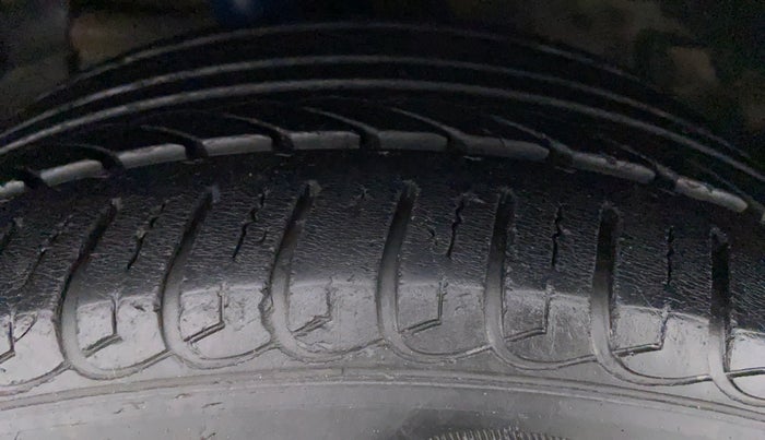 2012 BMW 3 Series 320D, Diesel, Automatic, 78,078 km, Right Front Tyre Tread