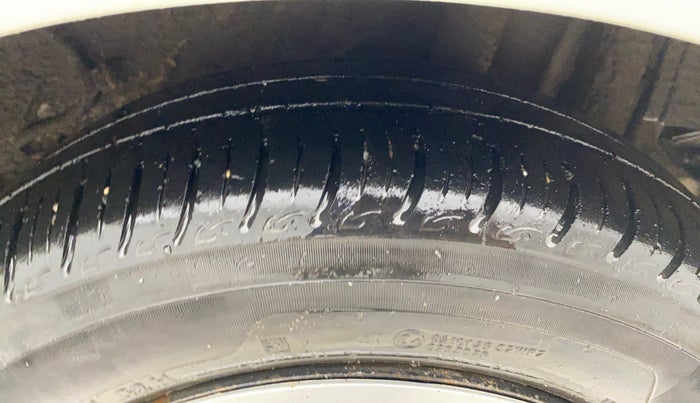 2023 Tata Tiago XT (O) PETROL, CNG, Manual, 44,923 km, Left Rear Tyre Tread