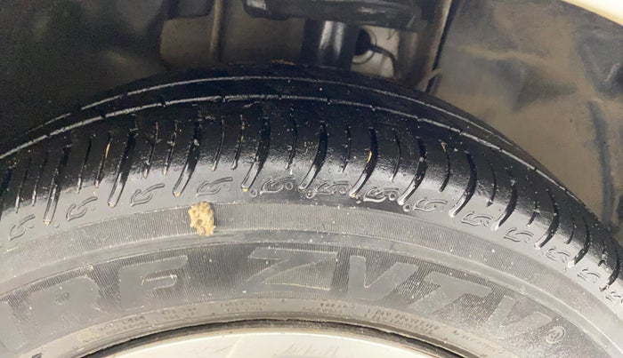 2023 Tata Tiago XT (O) PETROL, CNG, Manual, 44,923 km, Right Front Tyre Tread