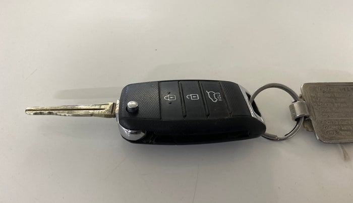 2022 KIA SELTOS HTK 1.5 PETROL, Petrol, Manual, 80,041 km, Key Close Up