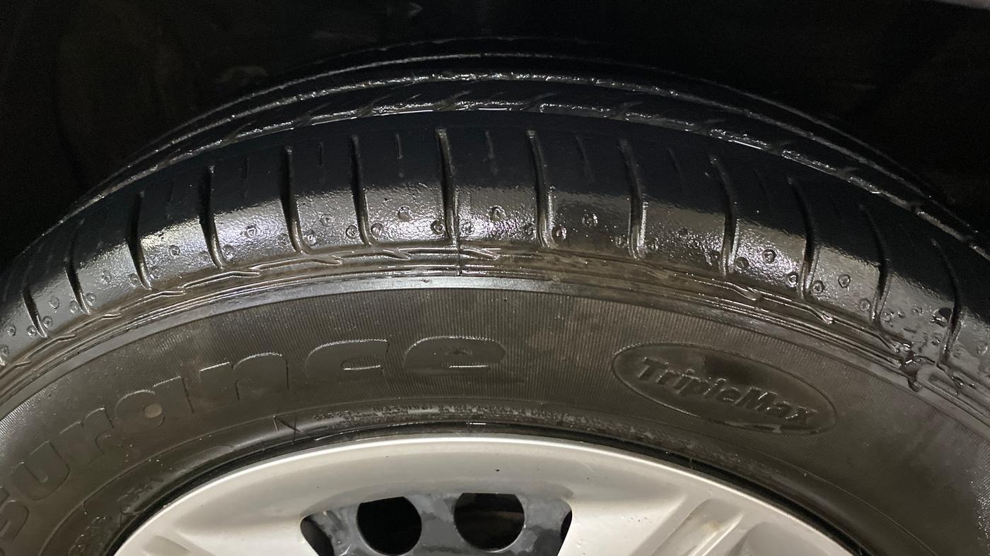 2022 KIA SELTOS HTK 1.5 PETROL, Petrol, Manual, 80,041 km, Right Front Tyre Tread