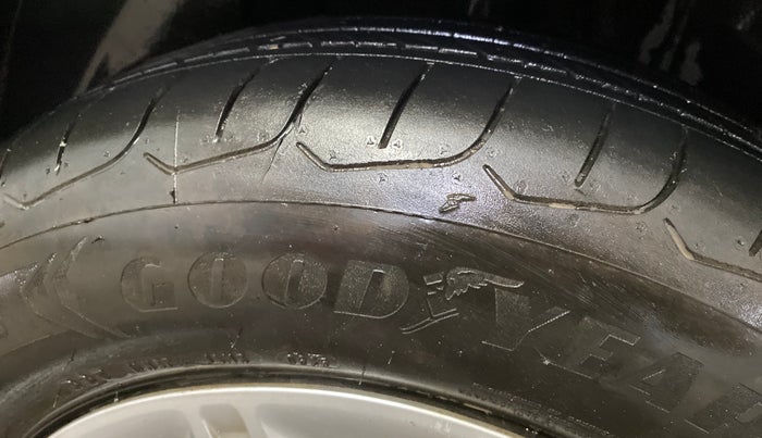 2022 KIA SELTOS HTK 1.5 PETROL, Petrol, Manual, 80,041 km, Right Rear Tyre Tread