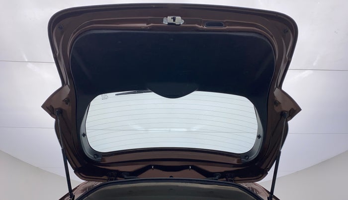 2017 Maruti S Cross ZETA 1.3, Diesel, Manual, 70,149 km, Boot Door Open