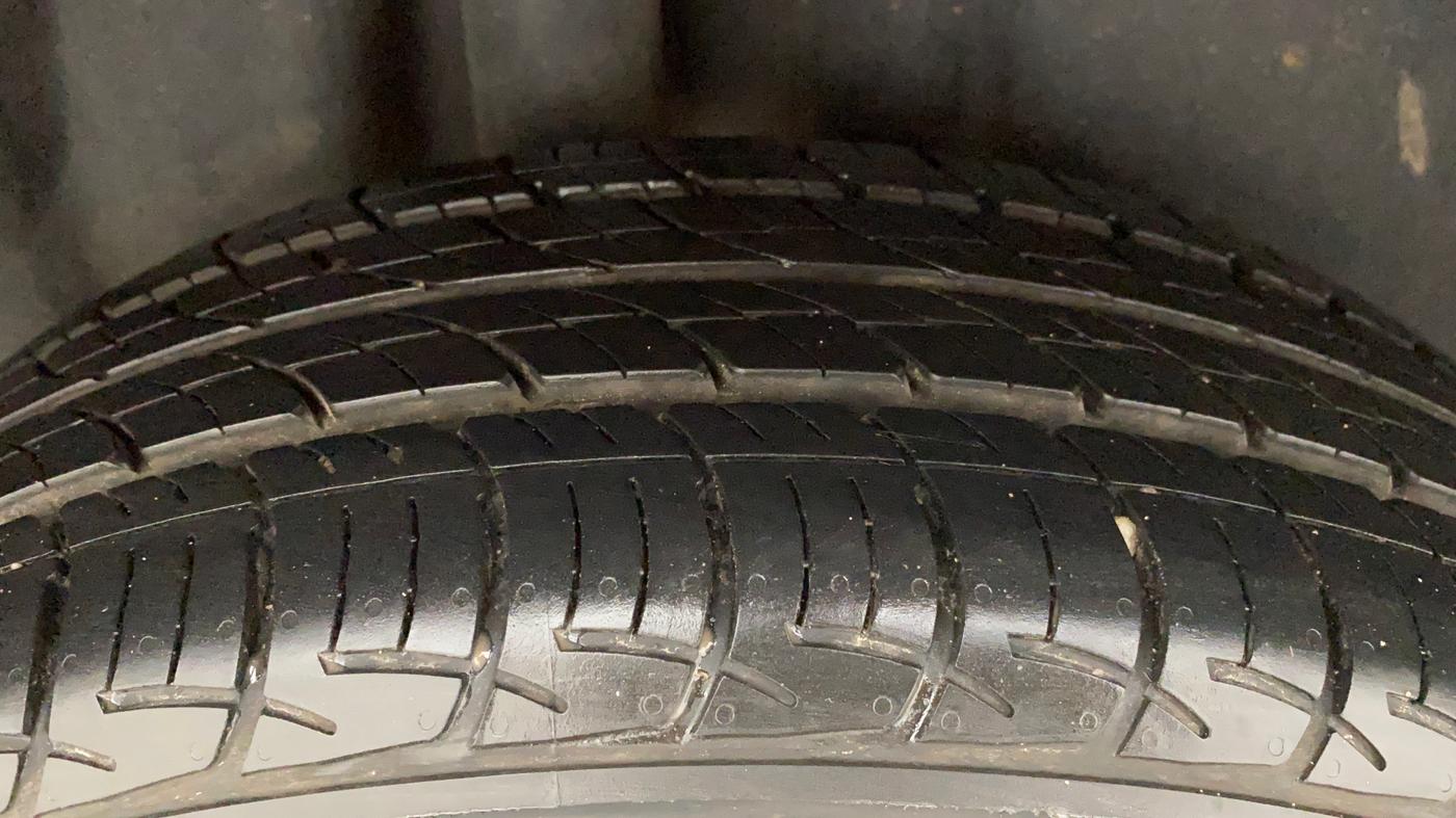 2016 Volkswagen Polo GT TSI AT, Petrol, Automatic, 45,313 km, Right Rear Tyre Tread