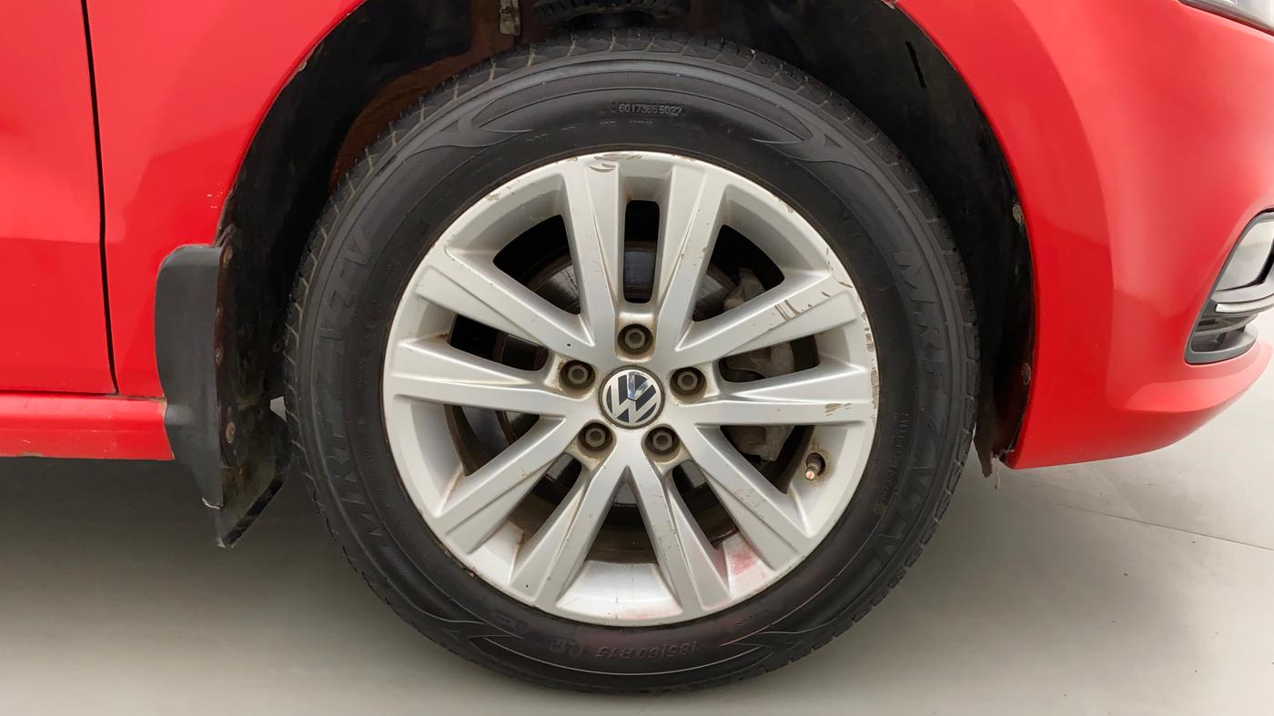 2016 Volkswagen Polo GT TSI AT, Petrol, Automatic, 45,313 km, Right Front Wheel