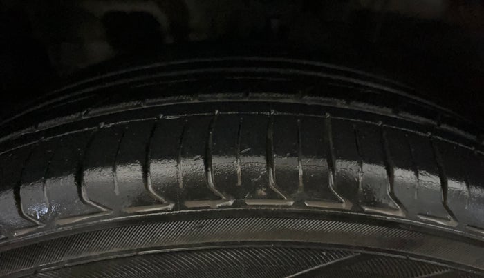 2022 Hyundai Creta E 1.5 DIESEL, Diesel, Manual, 69,838 km, Left Front Tyre Tread