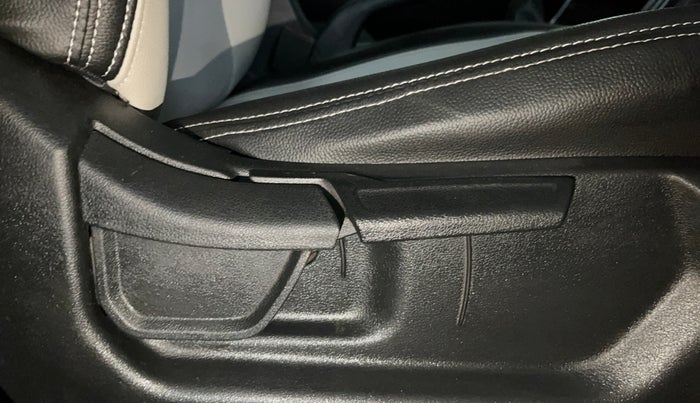 2022 Hyundai Creta E 1.5 DIESEL, Diesel, Manual, 69,838 km, Driver Side Adjustment Panel