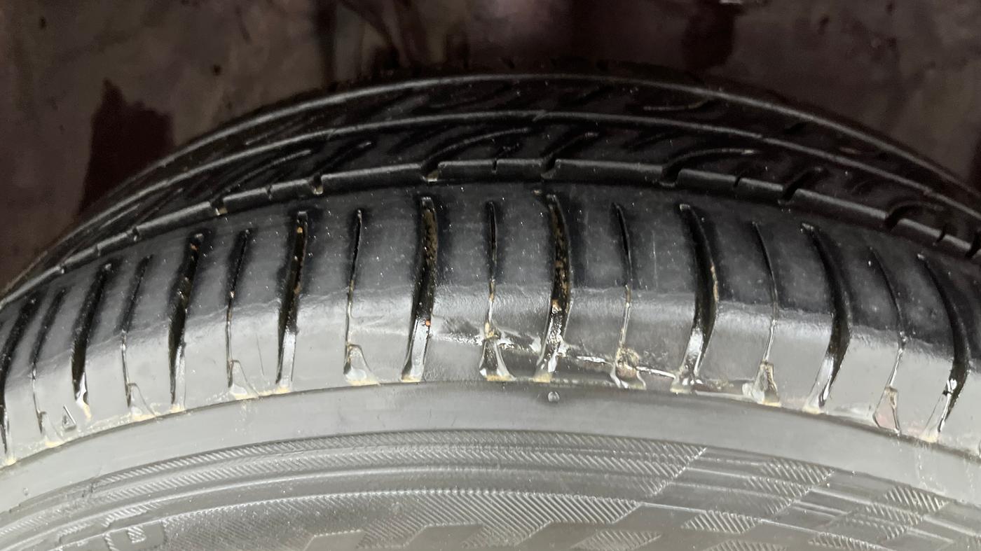 2018 Toyota YARIS G MT, Petrol, Manual, 47,414 km, Right Front Tyre Tread