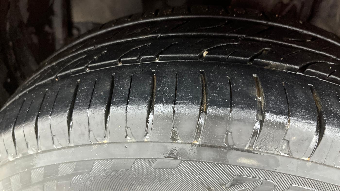 2018 Toyota YARIS G MT, Petrol, Manual, 47,414 km, Left Front Tyre Tread
