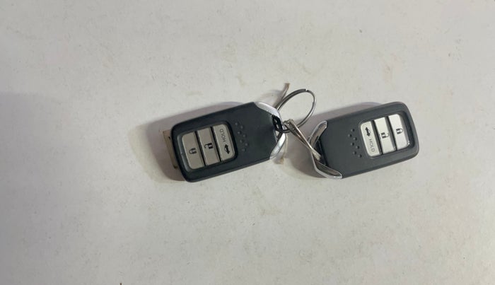 2019 Honda Amaze 1.2L I-VTEC VX, Petrol, Manual, 87,979 km, Key Close Up