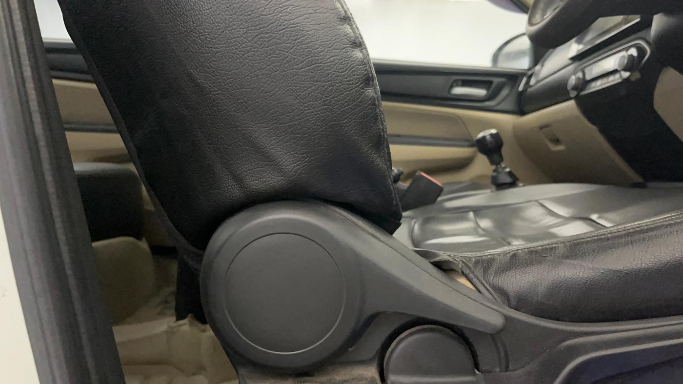 2019 Honda Amaze 1.2L I-VTEC VX, Petrol, Manual, 87,979 km, Driver Side Adjustment Panel