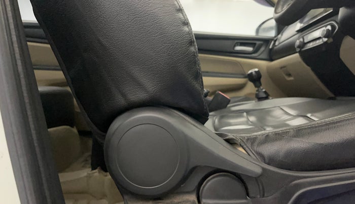 2019 Honda Amaze 1.2L I-VTEC VX, Petrol, Manual, 87,979 km, Driver Side Adjustment Panel