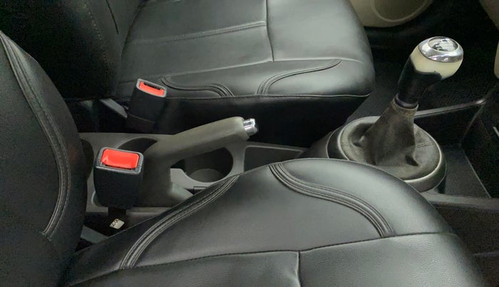 2013 Hyundai i20 SPORTZ 1.4 CRDI, Diesel, Manual, 88,211 km, Gear Lever