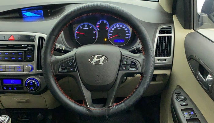 2013 Hyundai i20 SPORTZ 1.4 CRDI, Diesel, Manual, 88,211 km, Steering Wheel Close Up