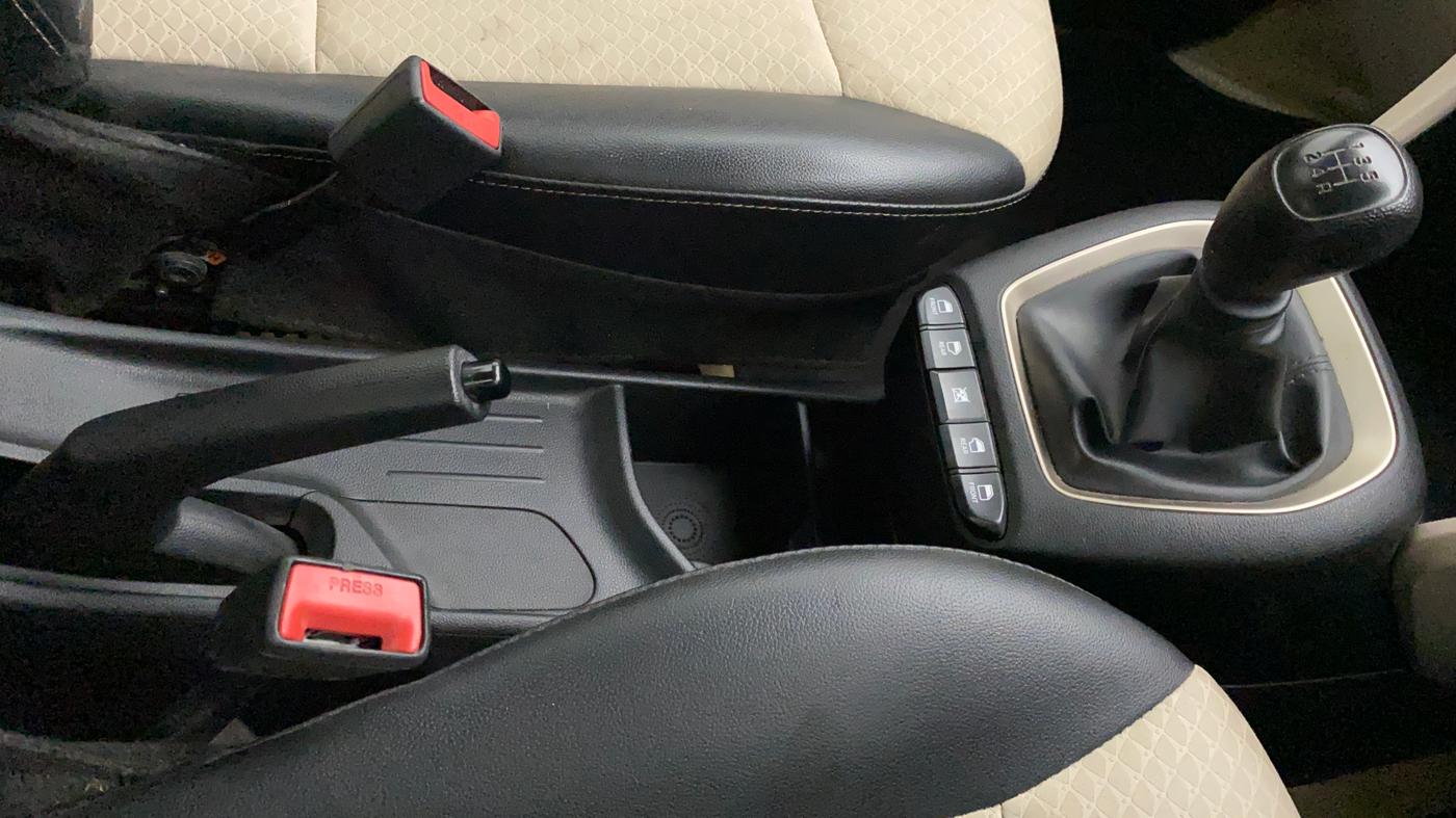 2019 Hyundai NEW SANTRO MAGNA, Petrol, Manual, 36,386 km, Gear Lever