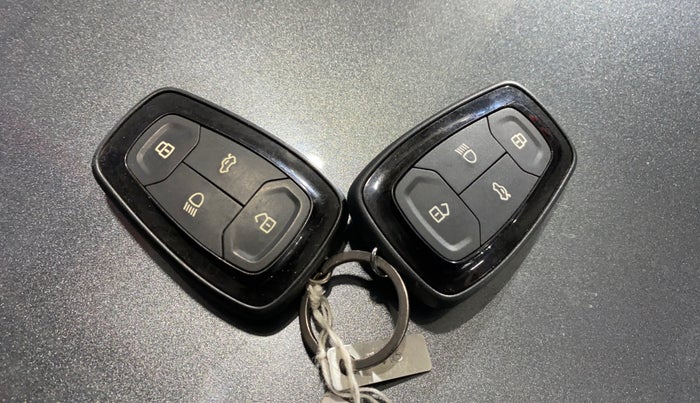 2023 Tata NEXON CREATIVE PLUS S 1.2 REVOTRON 7 DCA, Petrol, Automatic, 19,428 km, Key Close Up