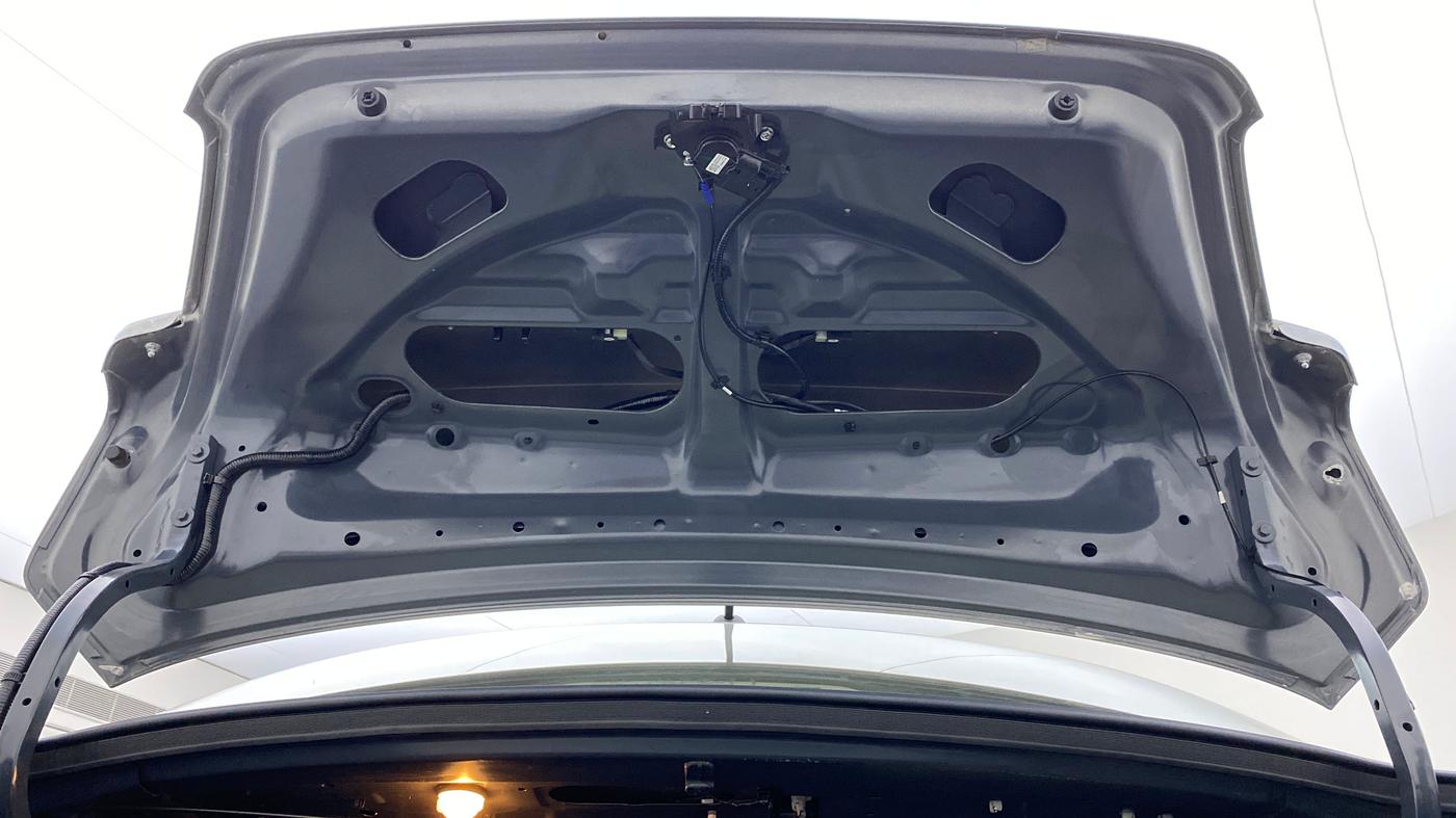 2020 Maruti Dzire VXI, Petrol, Manual, 32,789 km, Boot Door Open