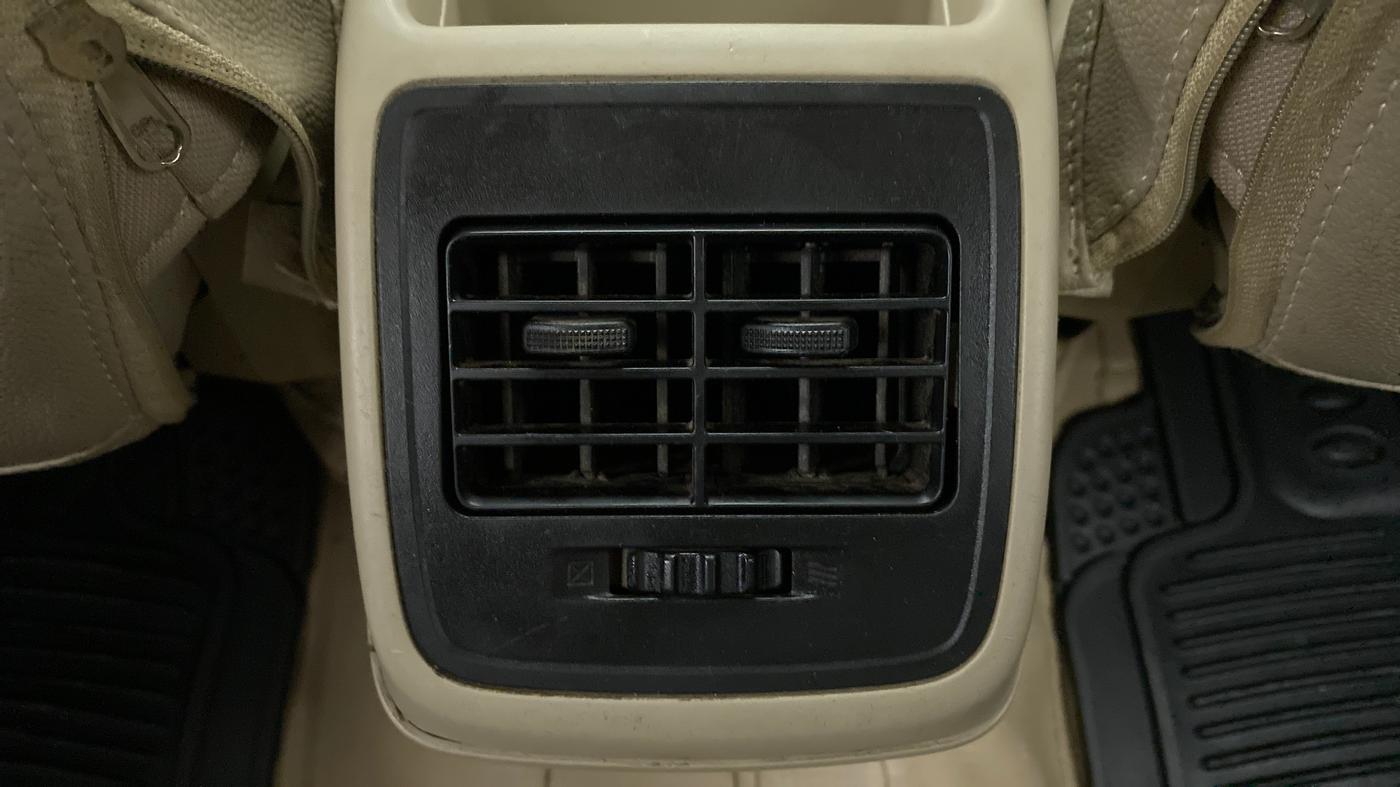 2020 Maruti Dzire VXI, Petrol, Manual, 32,789 km, Rear AC Vents