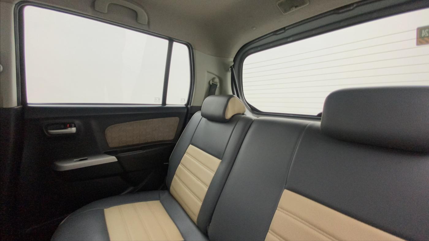 2013 Maruti Wagon R 1.0 VXI, Petrol, Manual, 71,857 km, Right Side Rear Door Cabin