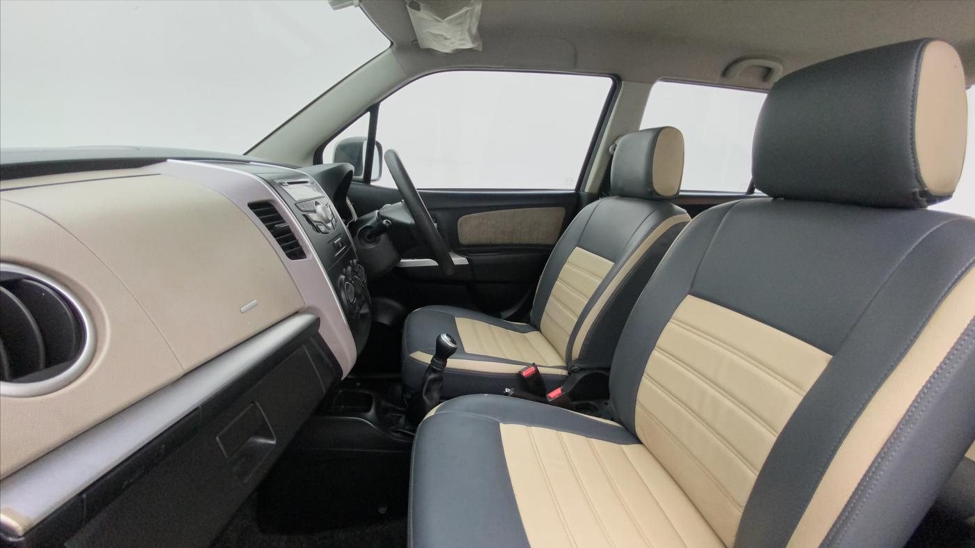 2013 Maruti Wagon R 1.0 VXI, Petrol, Manual, 71,857 km, Right Side Front Door Cabin
