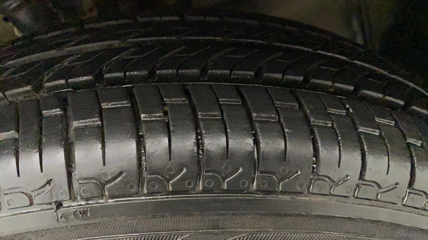 2020 Maruti New Wagon-R LXI CNG 1.0, CNG, Manual, 54,275 km, Left Front Tyre Tread
