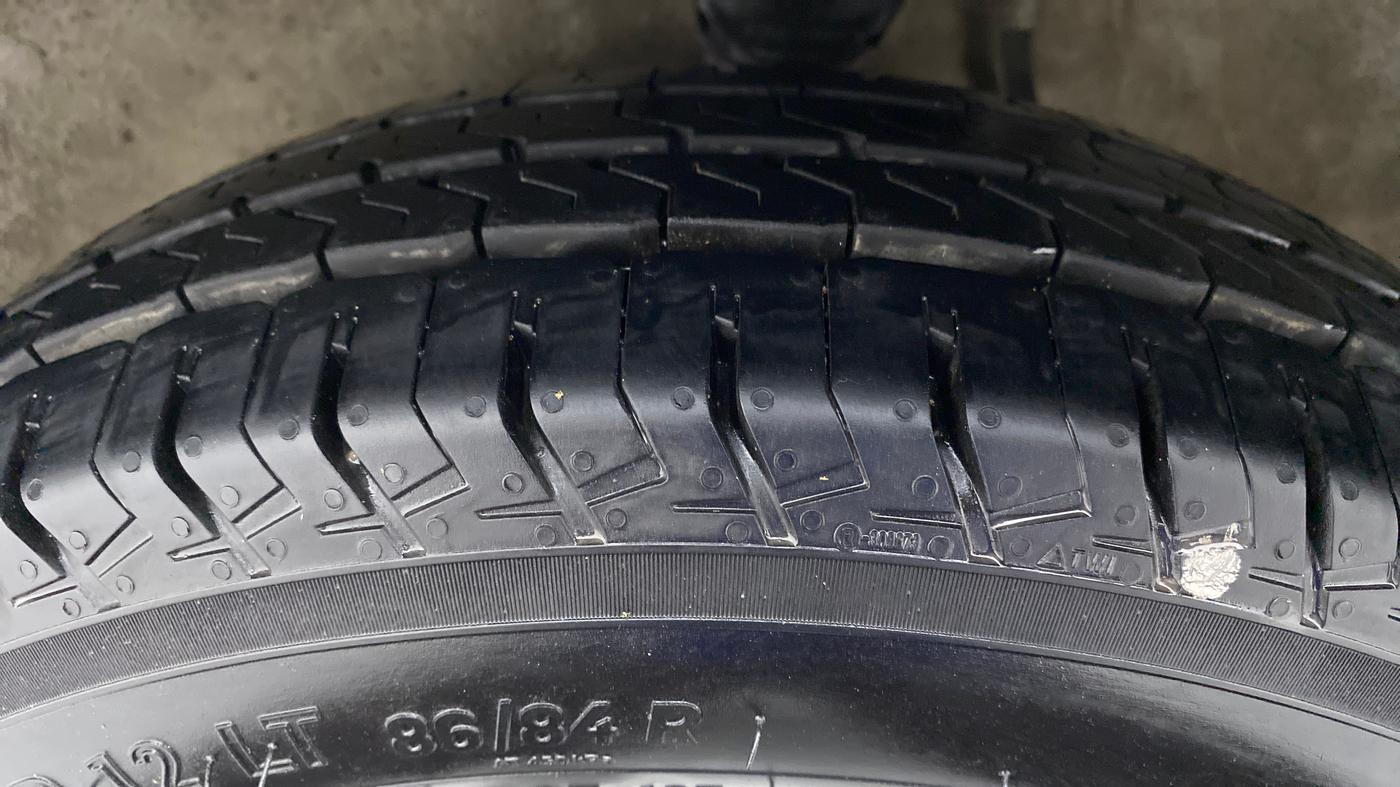 2017 Maruti Alto 800 LXI, Petrol, Manual, 31,401 km, Left Front Tyre Tread