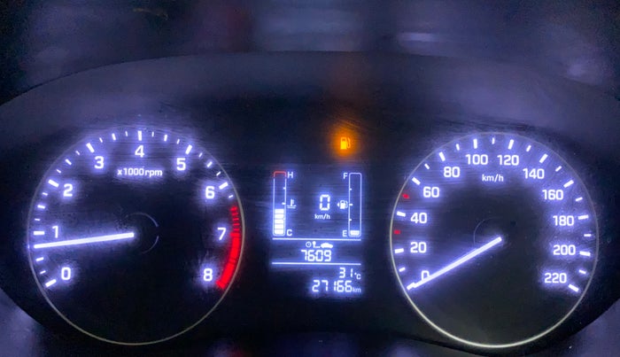 2016 Hyundai Elite i20 SPORTZ 1.2, Petrol, Manual, 27,166 km, Odometer Image