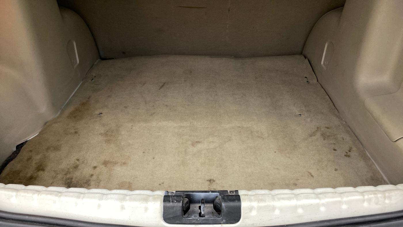 2014 Nissan Terrano XV PREMIUM 110 PS DEISEL, Diesel, Manual, 76,064 km, Boot Inside