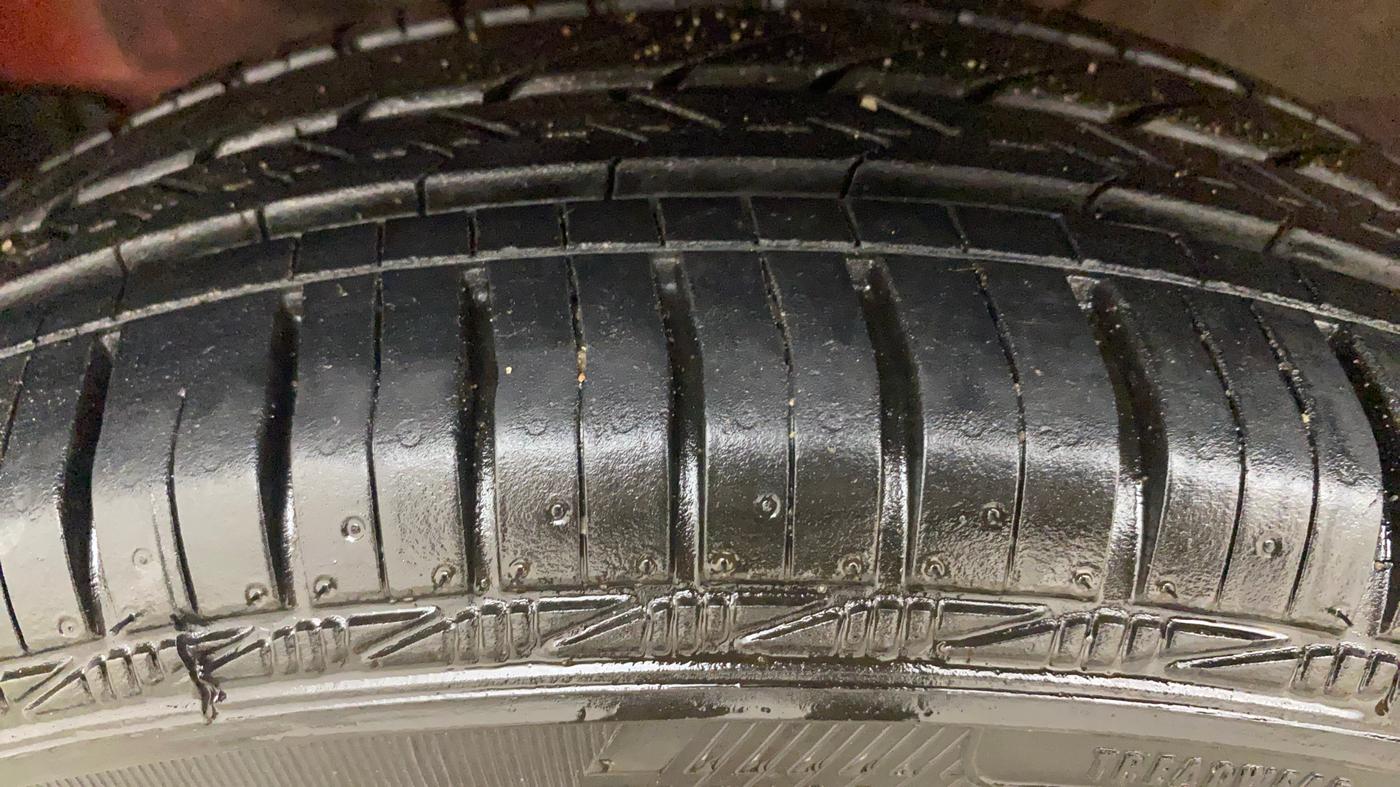 2021 Maruti S PRESSO VXI+, Petrol, Manual, 32,919 km, Left Front Tyre Tread
