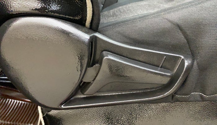 2021 Maruti S PRESSO VXI+, Petrol, Manual, 32,907 km, Driver Side Adjustment Panel