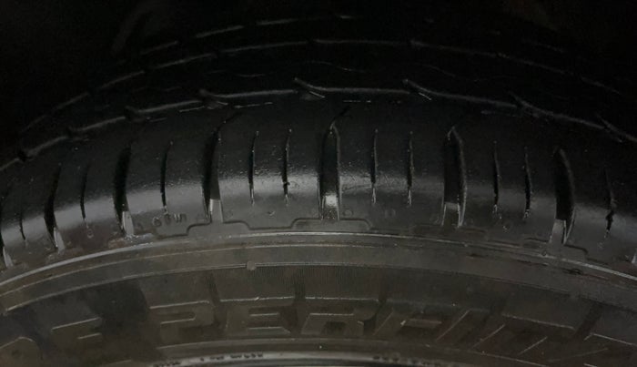 2018 Ford Ecosport AMBIENTE 1.5L PETROL, Petrol, Manual, 51,873 km, Left Front Tyre Tread