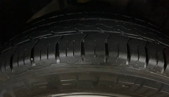 2018 Ford Ecosport AMBIENTE 1.5L PETROL, Petrol, Manual, 51,873 km, Right Front Tyre Tread