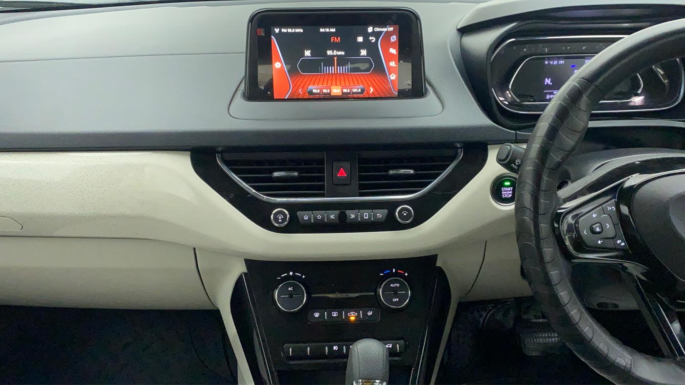2020 Tata NEXON XZA+ SUNROOF 1.5 RTQ, Diesel, Automatic, 64,461 km, Air Conditioner