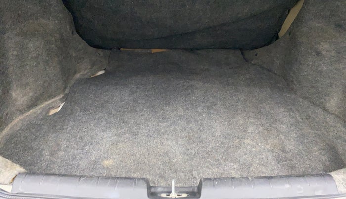 2010 Honda City S MT PETROL, Petrol, Manual, 94,818 km, Boot Inside
