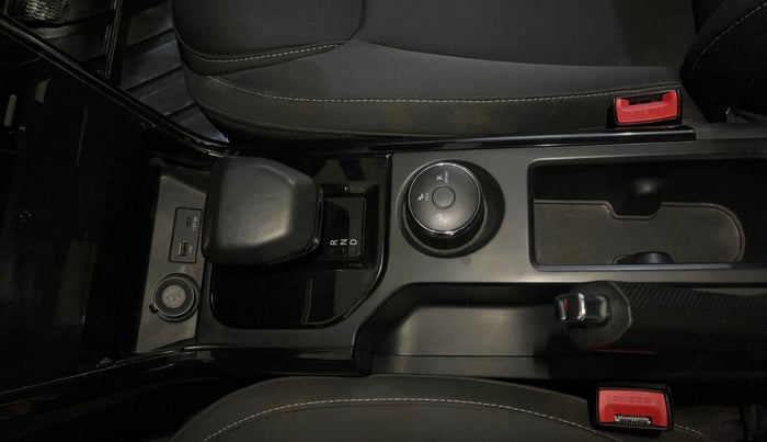 2023 Tata NEXON CREATIVE+ SUNROOF AMT 1.2 PETROL, Petrol, Automatic, 17,261 km, Gear Lever