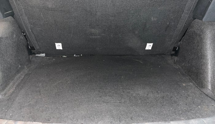 2023 Tata NEXON CREATIVE+ SUNROOF AMT 1.2 PETROL, Petrol, Automatic, 17,261 km, Boot Inside