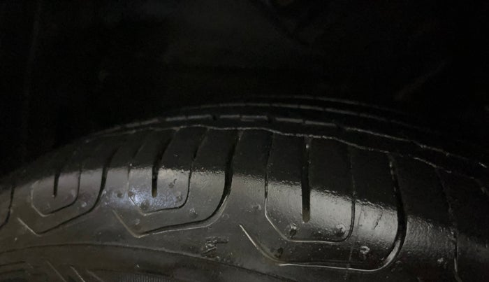 2023 Tata NEXON CREATIVE+ SUNROOF AMT 1.2 PETROL, Petrol, Automatic, 17,261 km, Left Rear Tyre Tread