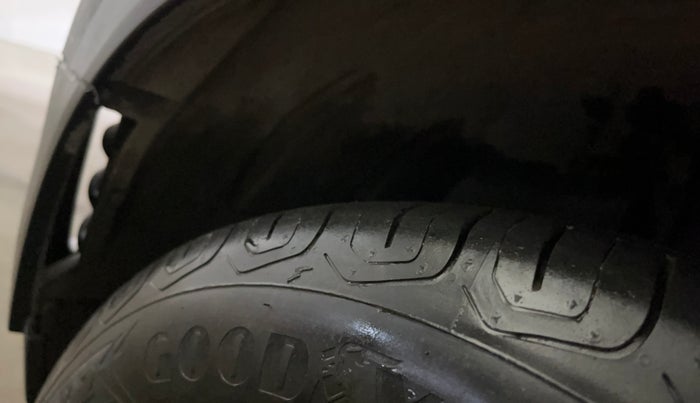 2023 Tata NEXON CREATIVE+ SUNROOF AMT 1.2 PETROL, Petrol, Automatic, 17,261 km, Left Front Tyre Tread