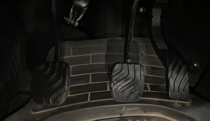 2024 Nissan MAGNITE XE, Petrol, Manual, 22,616 km, Pedals