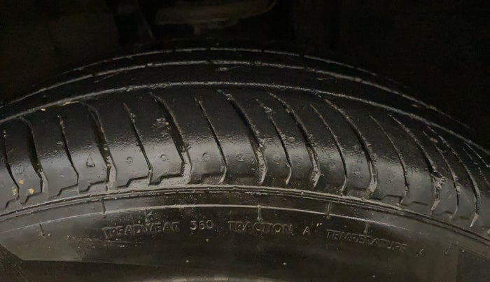 2024 Nissan MAGNITE XE, Petrol, Manual, 22,616 km, Left Front Tyre Tread